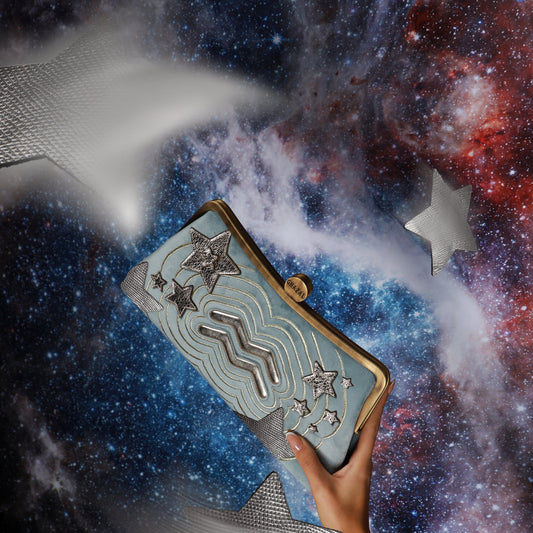 AQUARIUS - The Visionary