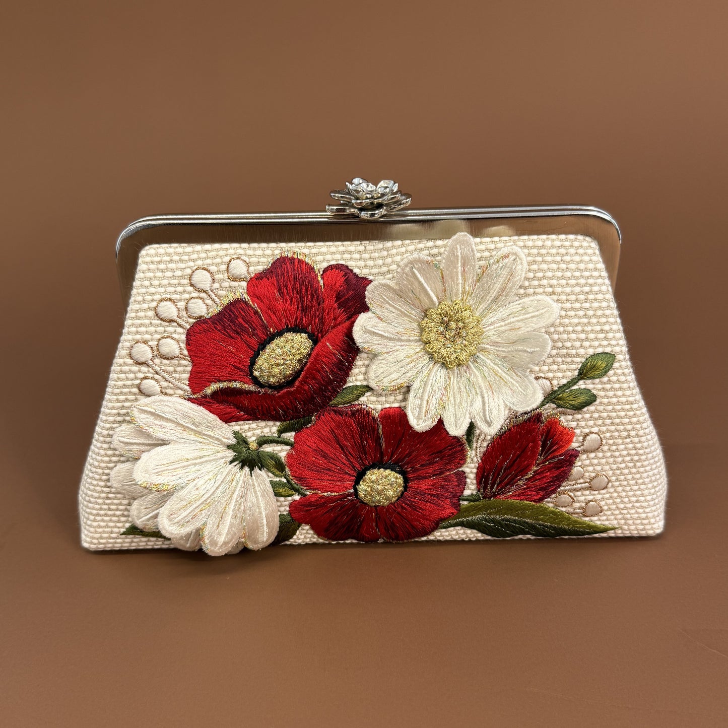 BLOSSOM  CLUTCH