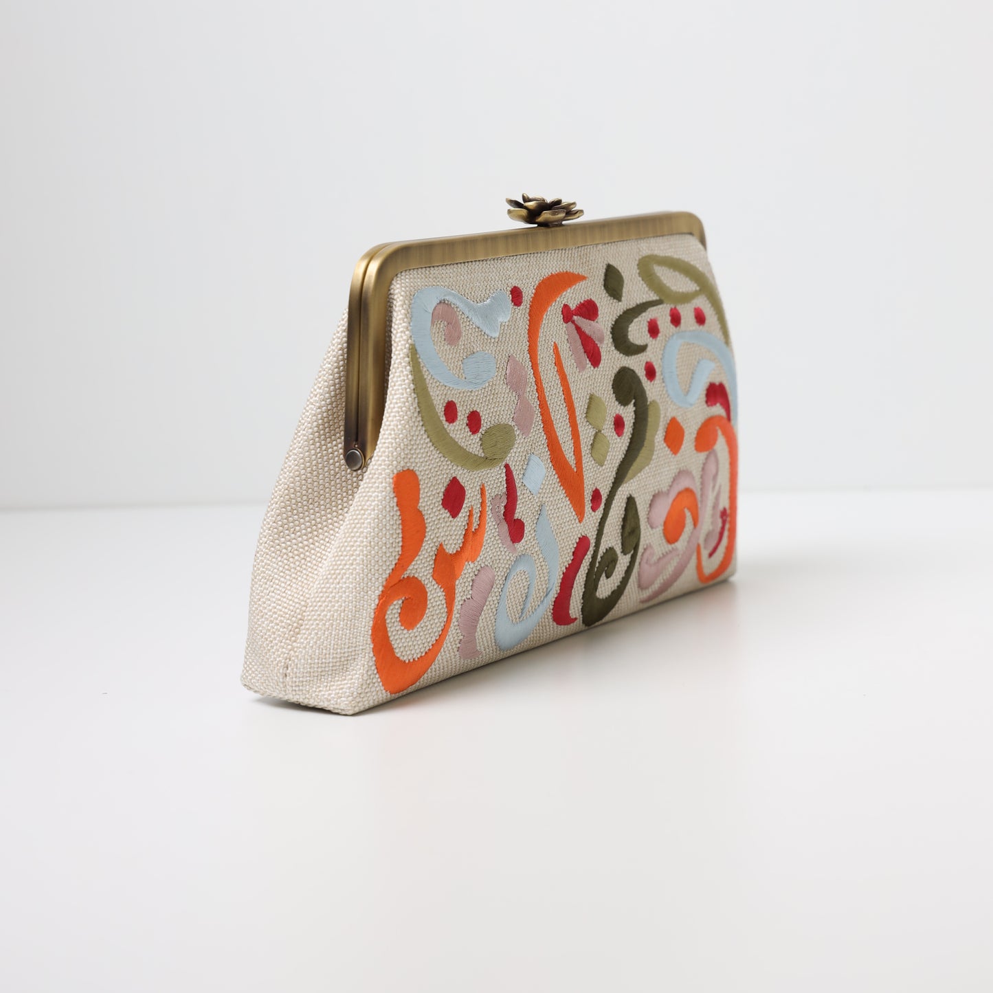 FLORAL DIWANI CLUTCH
