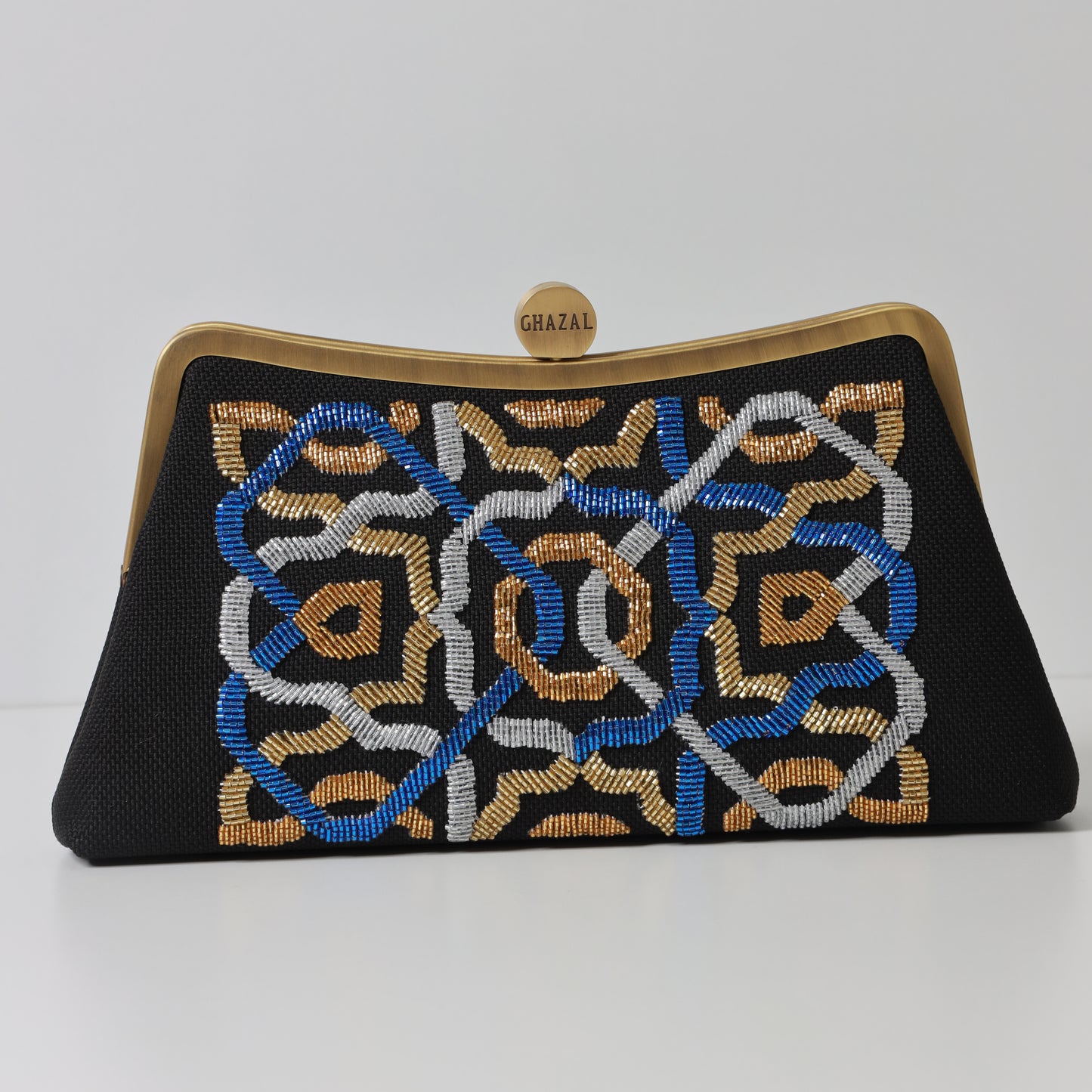 ARABESQUE CLUTCH
