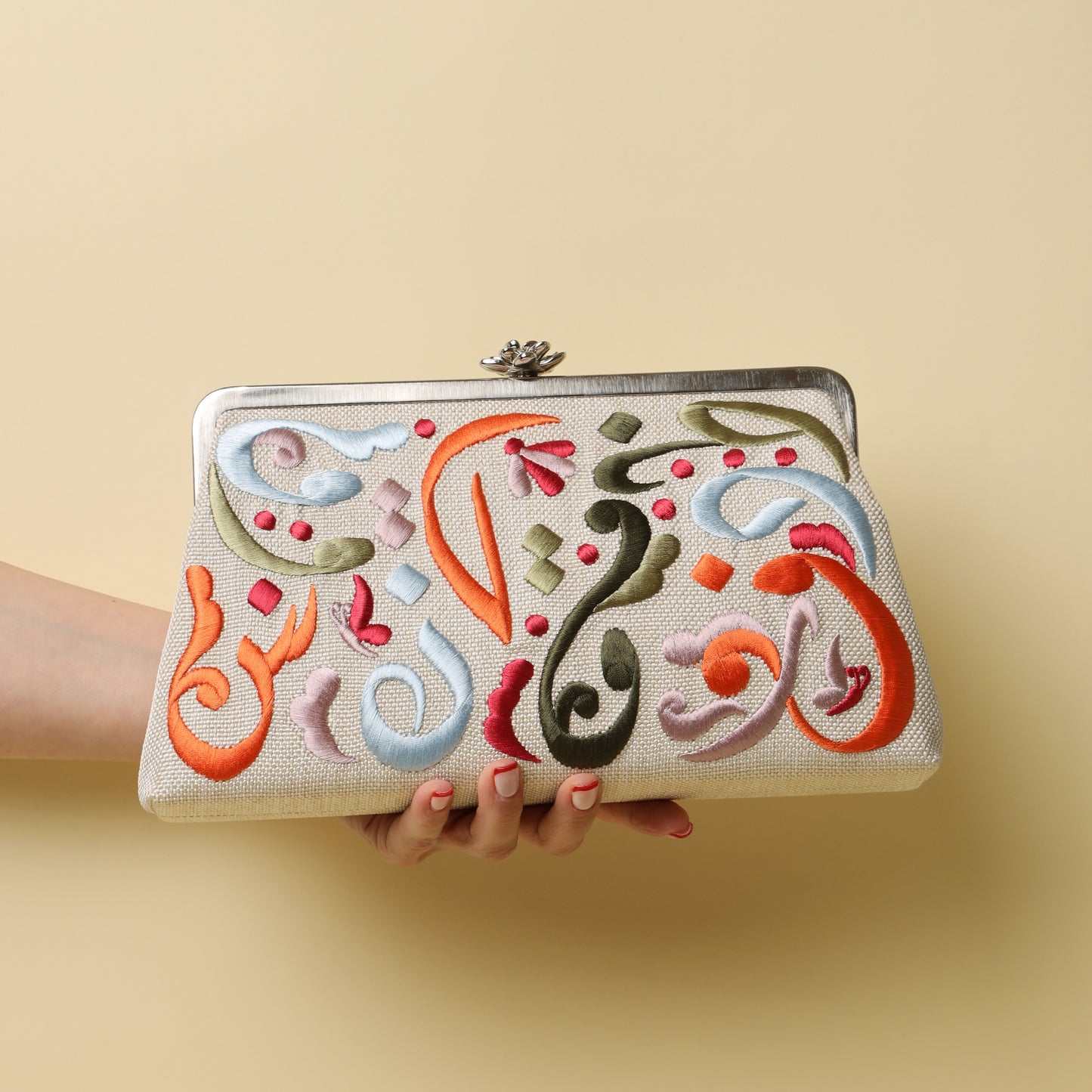 FLORAL DIWANI CLUTCH