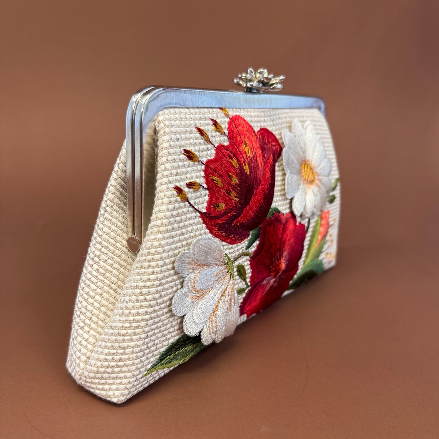 BLOSSOM  CLUTCH