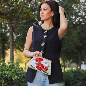 BLOSSOM  CLUTCH