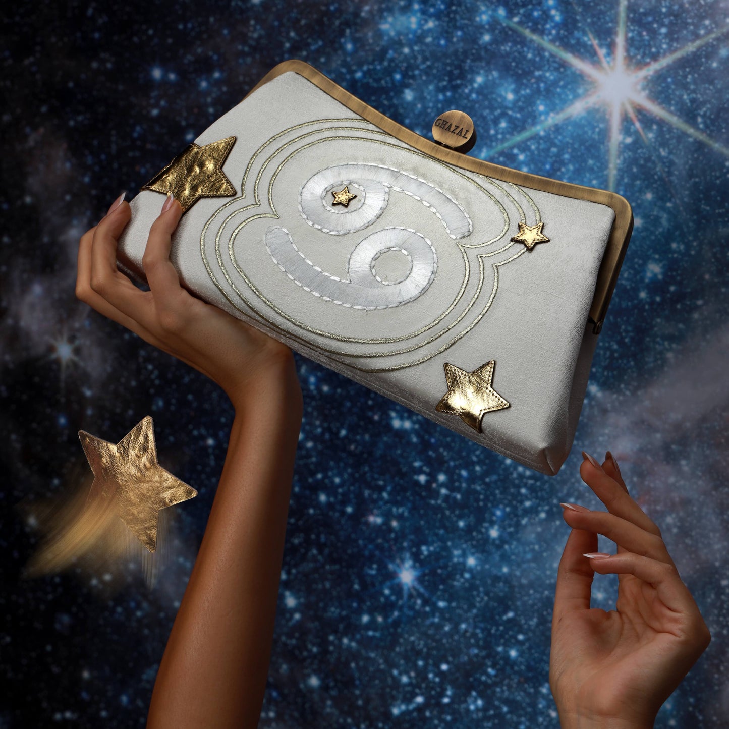 CANCER - The Moon Spirit