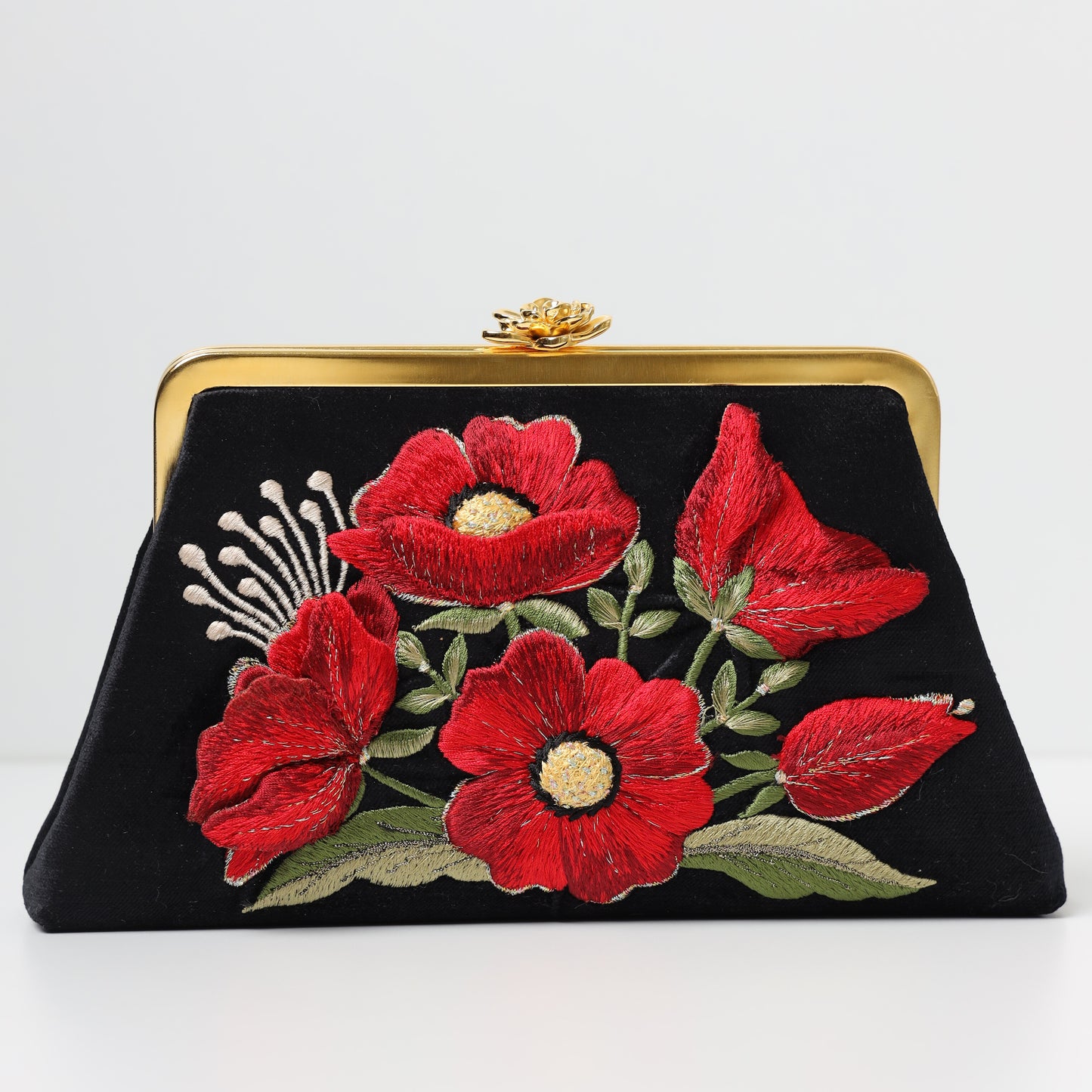 POPPY FLOWER CLUTCH