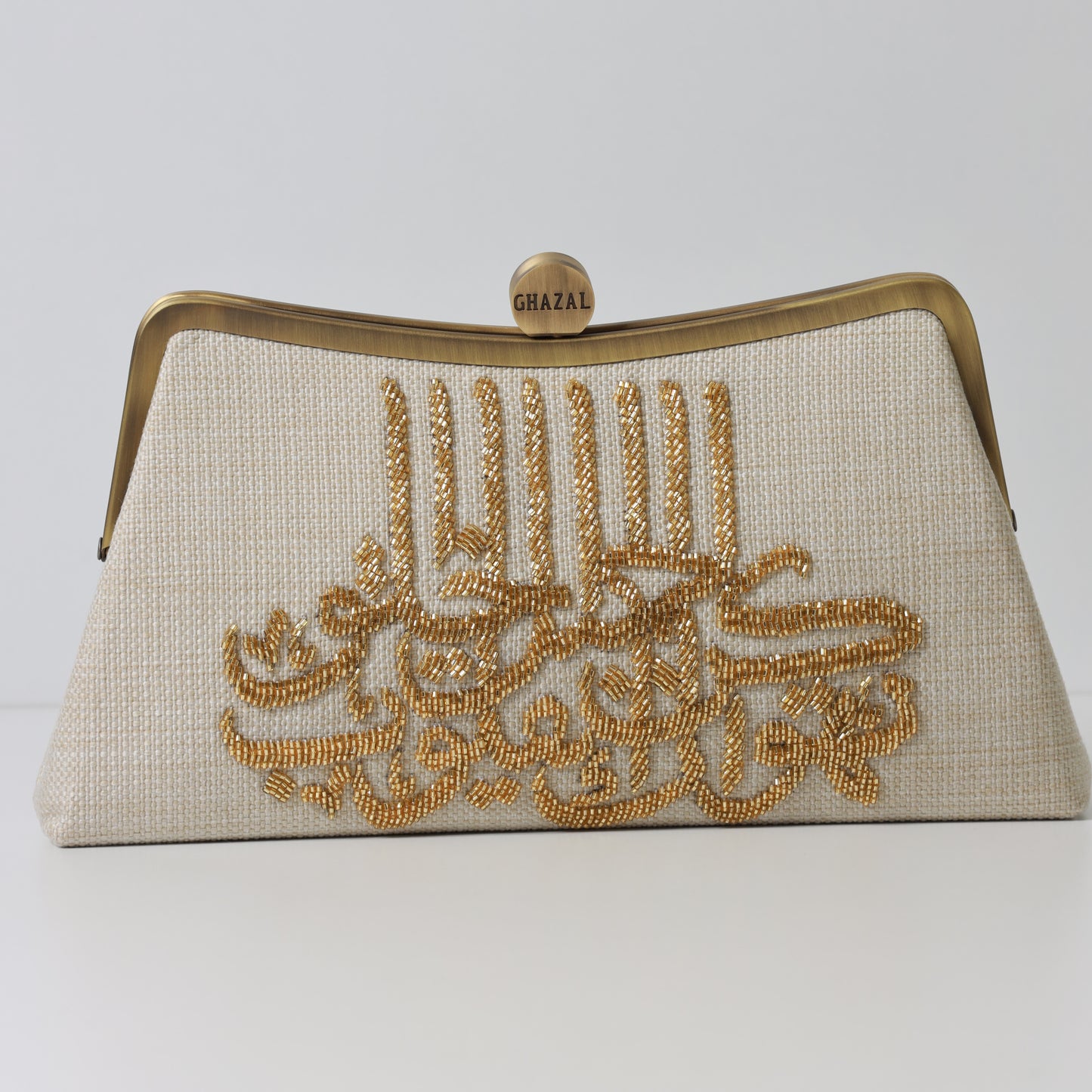 KON JAMEEL AL KHOLOQ  CLUTCH