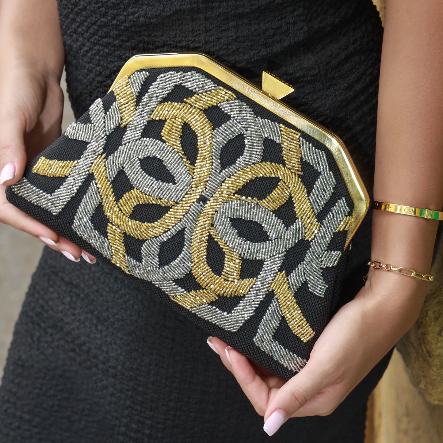 SPIRAL ANDALUSIA CLUTCH
